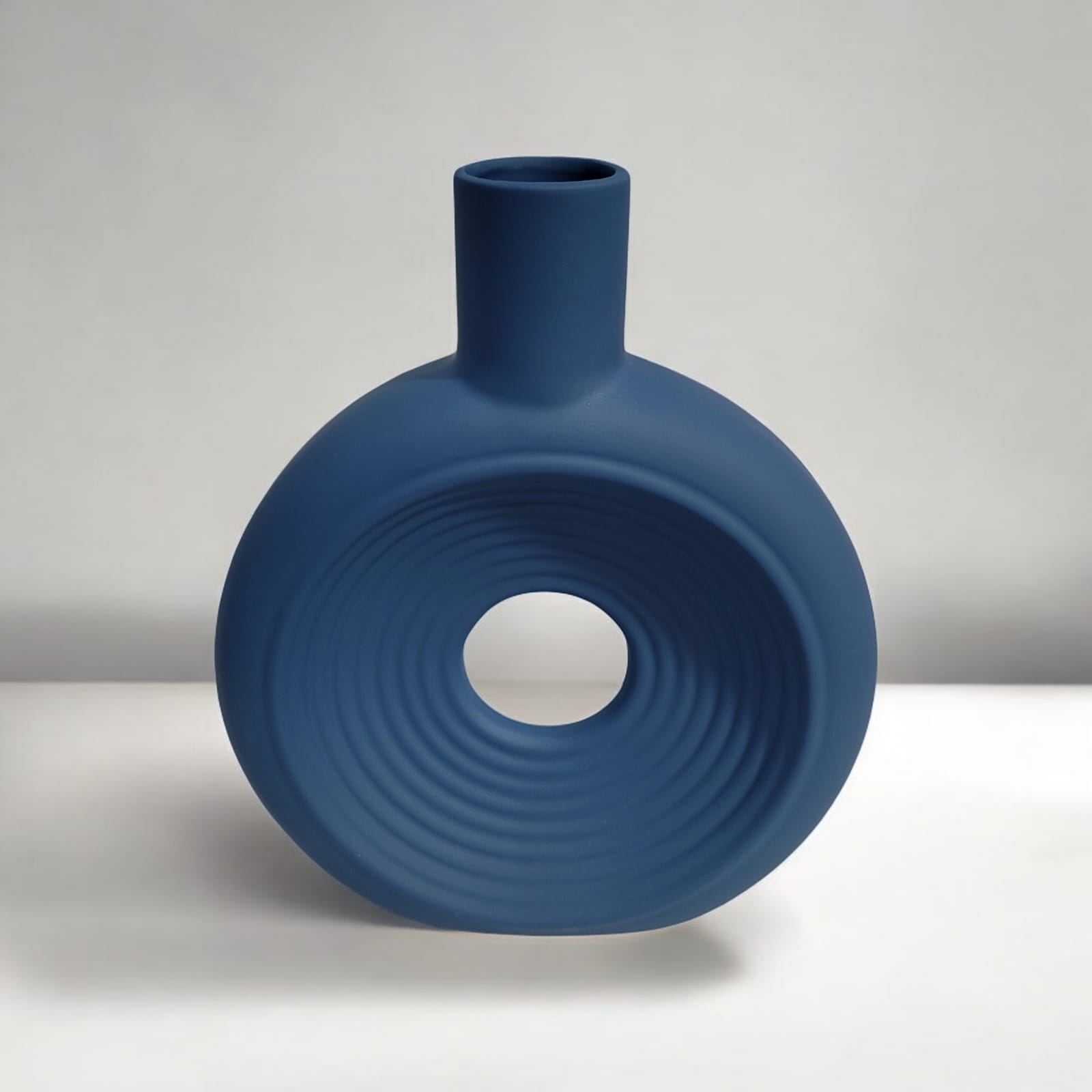 אגרטל עגול חלול