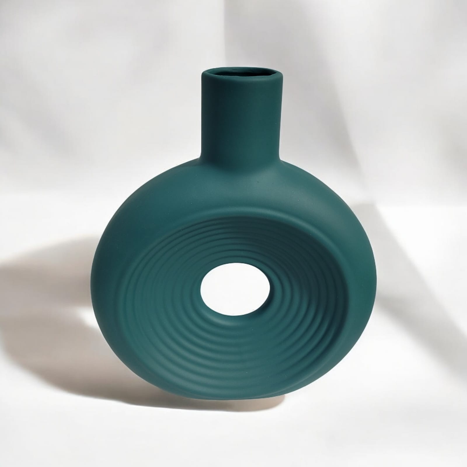 אגרטל עגול חלול