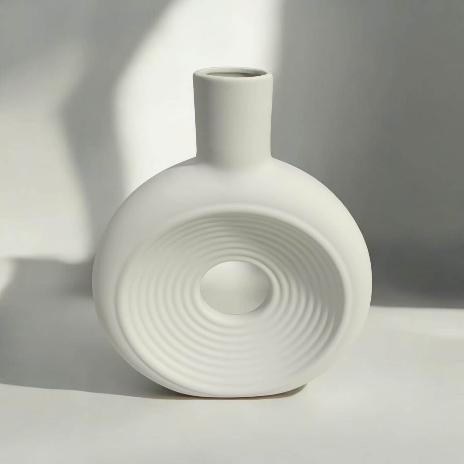 אגרטל עגול חלול